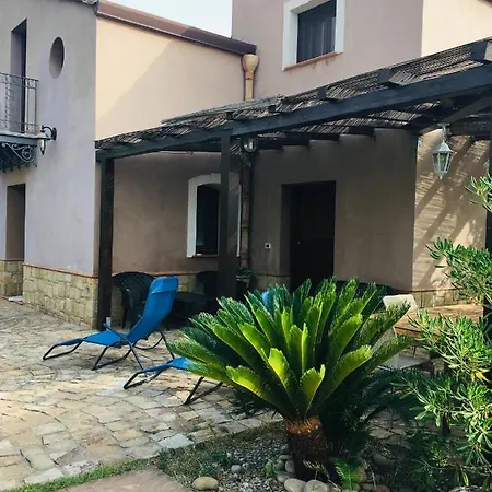 Holiday home Vacanze Casa Romana *