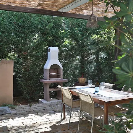 Vacanze Casa Romana Holiday home Lascari