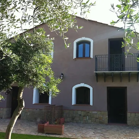 Vacanze Casa Romana * Lascari